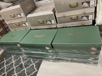 Parure de lit brodée main