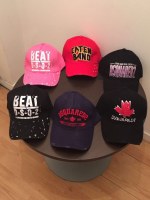 Casquette style dsquared