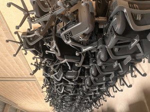 Fauteuils de bureau NOIR sur roulettes et sans ACCOUDOIR