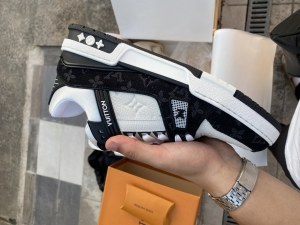 Grossiste vêtement luxe 1:1 qualité