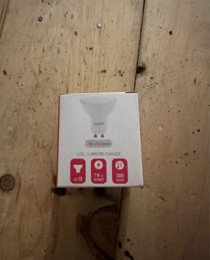 Ampoules LED 4 modeles E27 / E14 / GU10 / B22