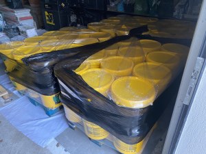 Peinture allemande hydro dc blanche de 20 kg ( AU PRIX IMBATTABLE DE 25 EUROS LE POT )
