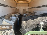 Lot de pieces detachees consommables V.U et poids lourds mercedes