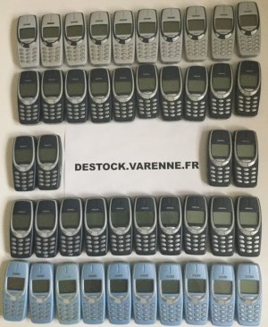 LOT DE TELEPHONE PORTABLE VINTAGE NOKIA 3310 / 3330