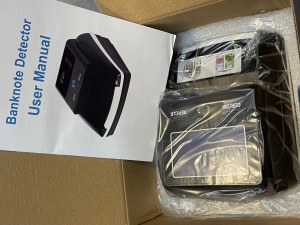 Détecteur de faux billets de banque portable professionnel