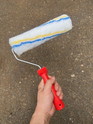 Rouleaux peinture travaux, mur lisse ou plafond