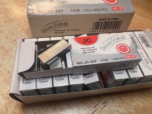 Agrafeuse manuelle de bureau, pack recharge agrafes - pince agrafeuse