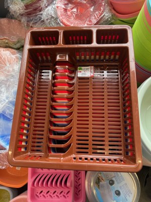 Égouttoir vaisselle, assiettes, tasses, bols, verres...