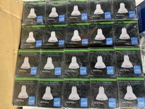 Lot de 70 ampoules AURA SPOT THALEOS 5W 50W