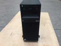 SERVEUR IBM X3300 M4