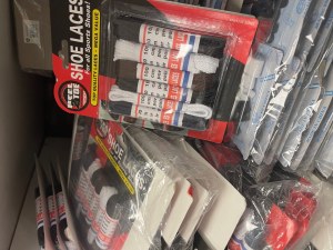 Pack de 6 lacets 100cm, ronds et plats - Noir, Blanc, Marron