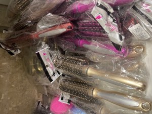 Brosses à Cheveux, rondes ou brosses à brushing