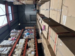 CAMION DE LOT DE PALETTE DE MARCHANDISE