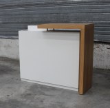 Comptoir caisse avec sur-comptoir