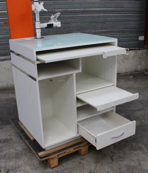 Comptoir caisse avec mise en avant pour achats d’impulsion