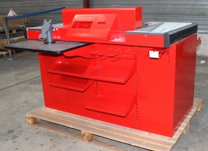 Caisse panier adaptée PMR à gauche