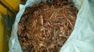 Câbles de cuivre dénudés