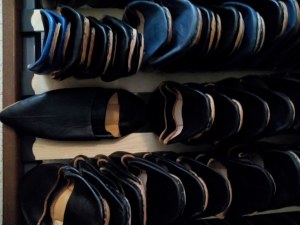 Lot de 200 paires de babouches mixte 3,50 € la pièce