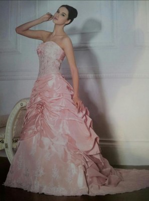 Robe de mariée couleurs