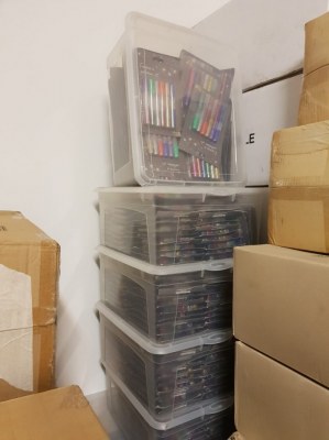 Lot de 3440 paquet de feutre a paillette