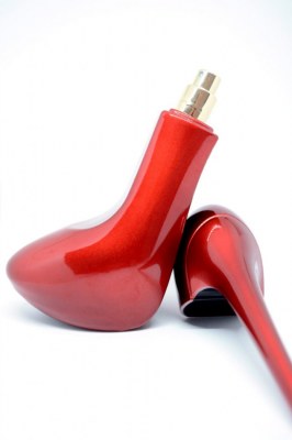 Parfum en forme de talon rouge 100ml