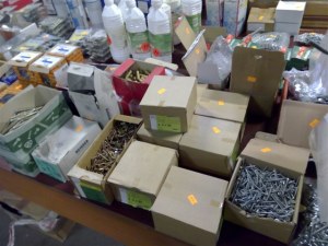 Lot de Quincaillerie