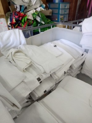 Grossiste serviettes de toilette,draps recyclés ou neuf