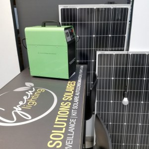 KIT PHOTOVOLATAIQUE DE 1500 WATTS 2 X 300 WATTS DE PANNEAUX SOLAIRE AVEC ACCESSOIRES