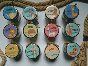 Mini pot verre personnalisé pour dragées baptême anniversaire