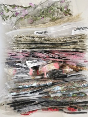 Lot 430 accessoires cheveux femme