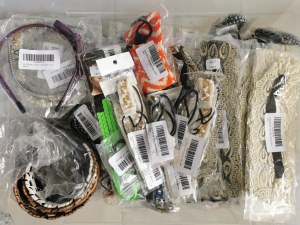 Lot 430 accessoires cheveux femme