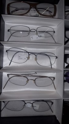 Lot montures lunettes opticiens