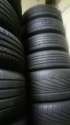 Lot de pneus
