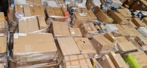 Retour Petit Meuble bureau LEGO, étagère bibliothèque, table trois pièces, table basse...