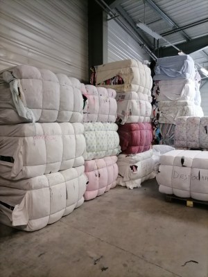 Retour vetements boutique seconde main