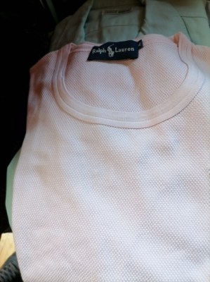 FRIPERIE CREME ET VINTAGE COLLECTEE EN SUISSE