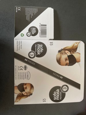 Masques chirurgicaux noirs