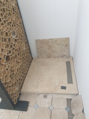 Receveur de douche en Travertin Beige