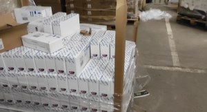 Lot de 2000 ampoules Philips led neuves sous blister