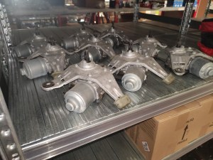 Moteur essuie glaces avant droit Renault Scenic 4 OE: 288155536R