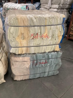 Vend draps blancs et couleurs