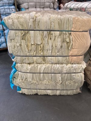 Vend draps blancs et couleurs