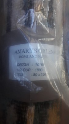 Lot de plusieurs modèles et motifs de tapis