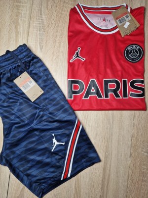 Lot Survêtement et ensemble de foot