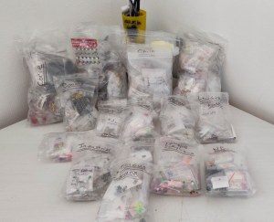 Lot Bijoux piercings neufs