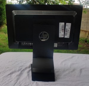 HP ProDesk 400 G4 ( i5-6500, 3.2 GHz, 8Go- 500 HDD) + Ecran HP + Clavier + S