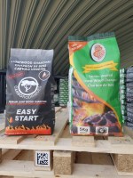 PALETTES DE CHARBON DE BOIS