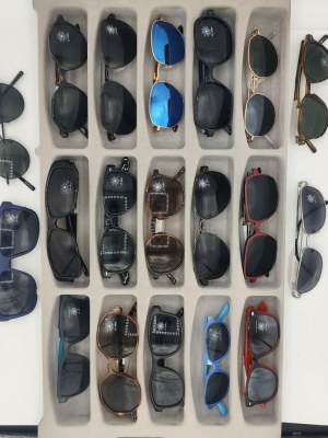 Stock lunette de soleil Neuve Xelis