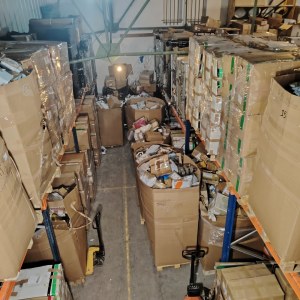 COLIS PERDUS de toute l'Europe dont 30% Colis perdus-Colis perdus-NPAI 30% de ces produ...