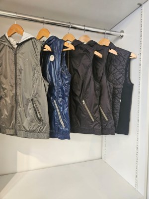 DESTOCKAGE MASSIF SUN VALLEY FEMME – PRIX CHOC 1200€ - LOT DE 100 PIECES -